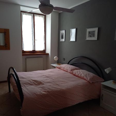 Appartamento A Due Passi Dal Lago 托尔博莱 外观 照片